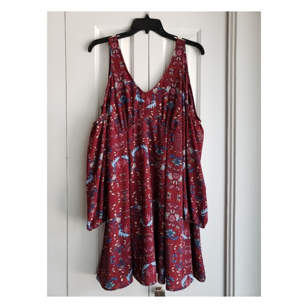 Dress - Picture 5 of 6